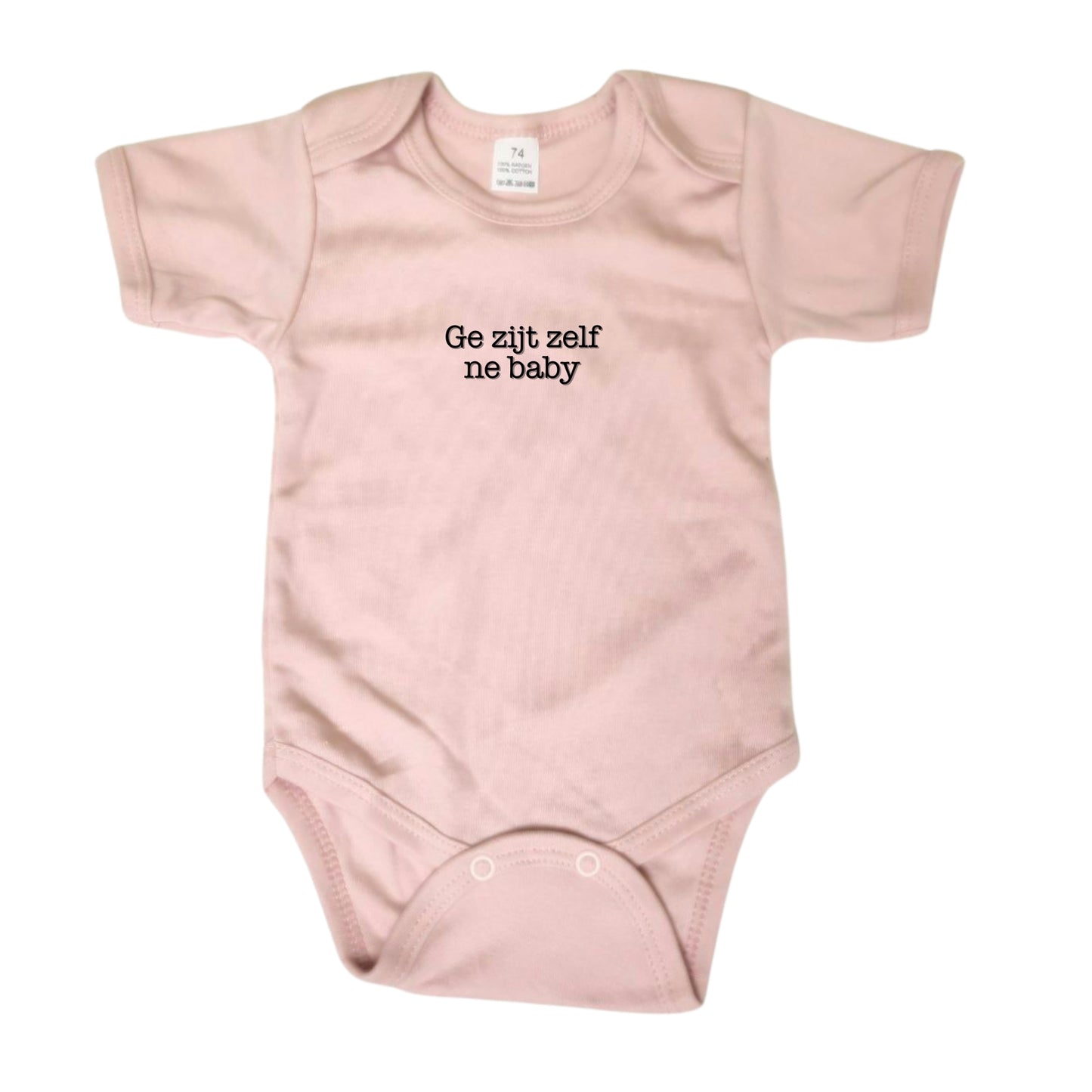 Roze body voor baby's waar een leuke tekst op staat. Ideaal als klein cadeautje voor een baby en zijn ouders